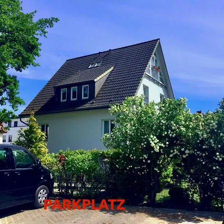 Bootshaus/ Holzdeck *