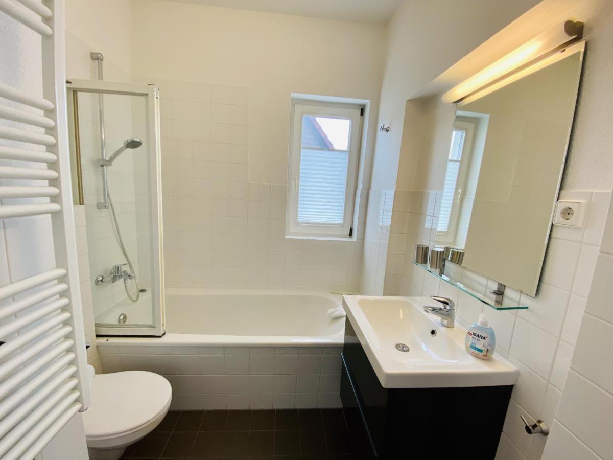 Bootshaus/ Holzdeck Apartment *