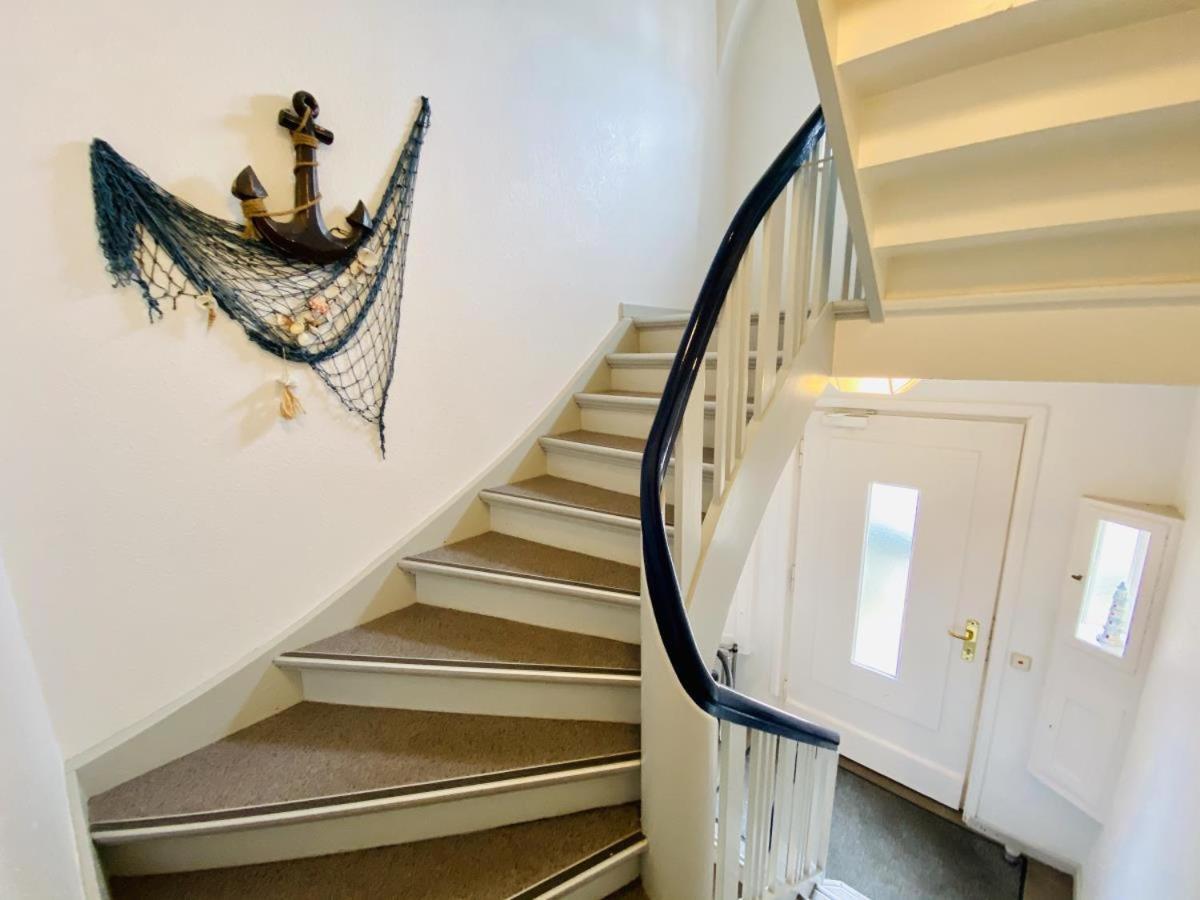 Bootshaus/ Holzdeck Apartment Rostock