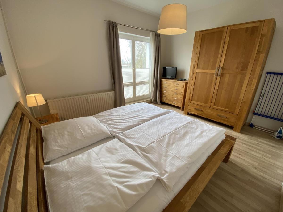 Apartment Bootshaus/ Holzdeck