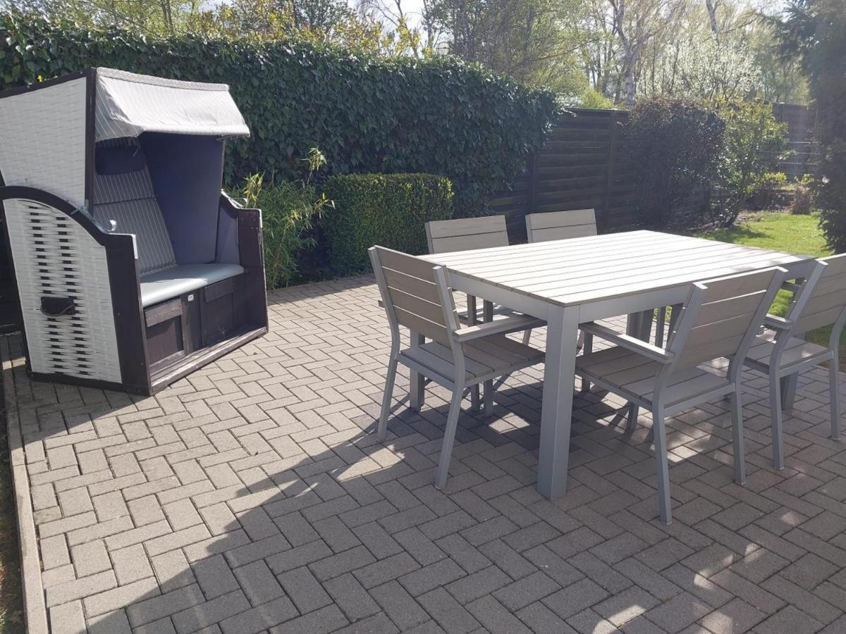 Apartment Bootshaus/ Holzdeck Rostock