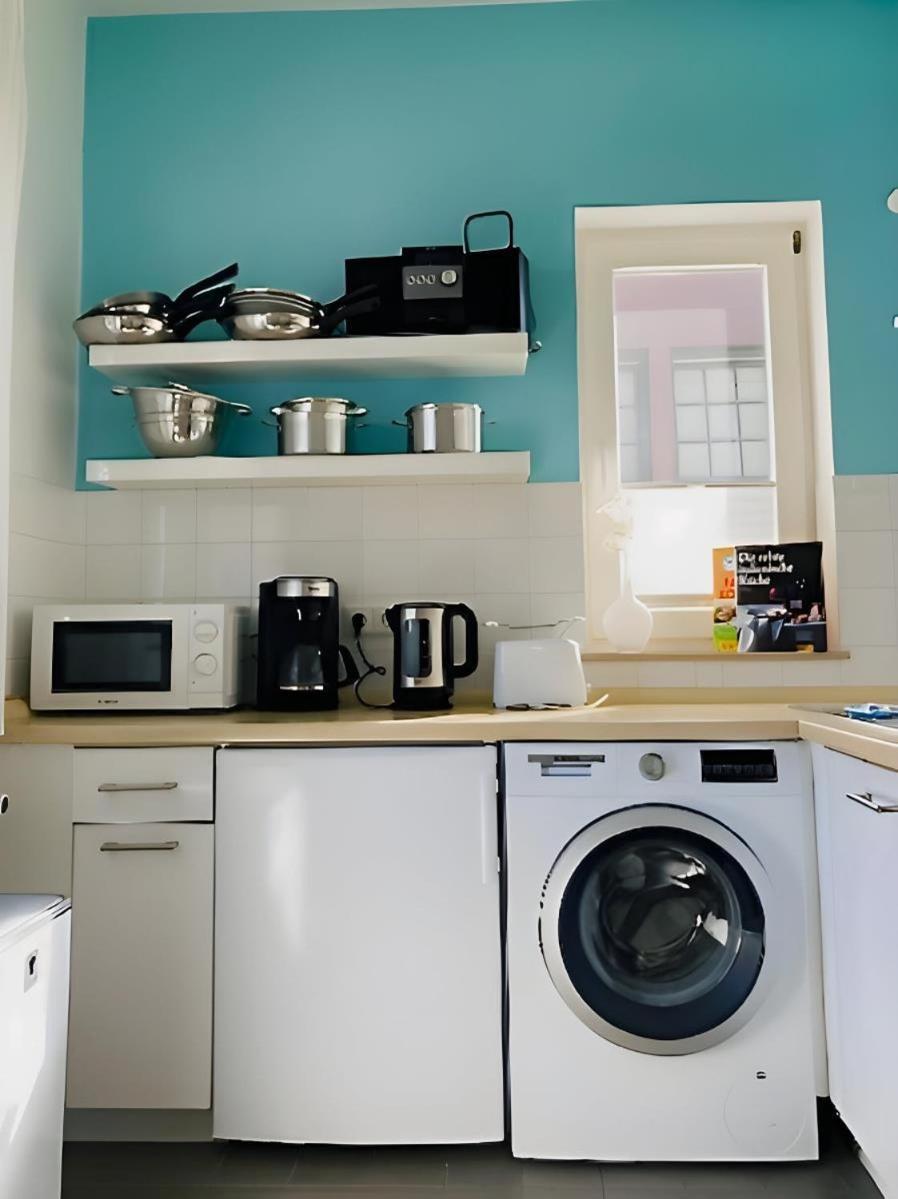 Bootshaus/ Holzdeck Apartment