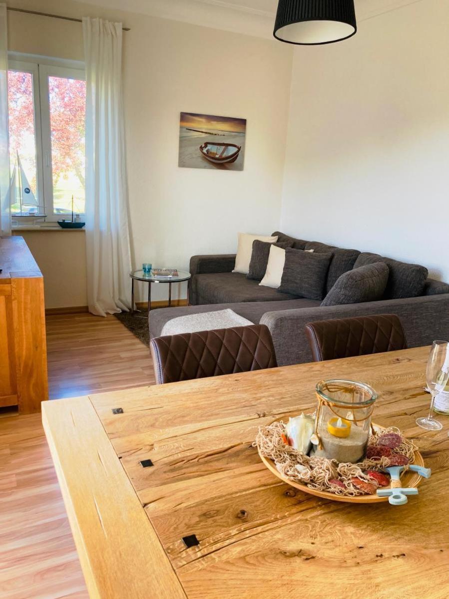 Bootshaus/ Holzdeck Apartment Rostock