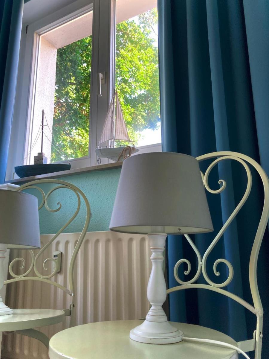 Bootshaus/ Holzdeck Apartment *